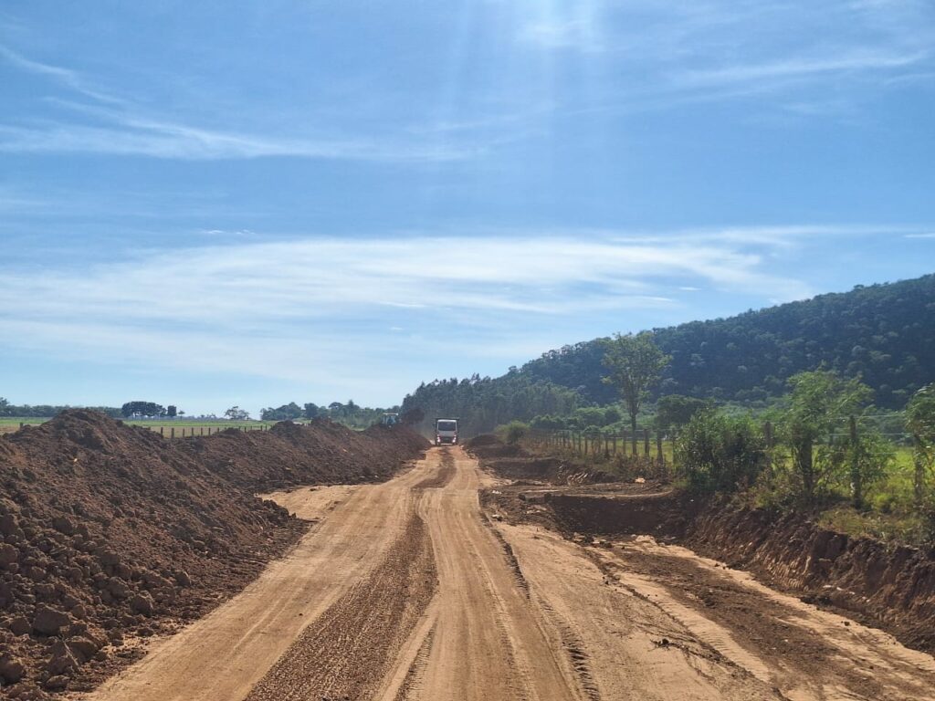 Trânsito: Estrada de acesso ao Aterro Controlado ficará fechada durante está terça-feira (26)