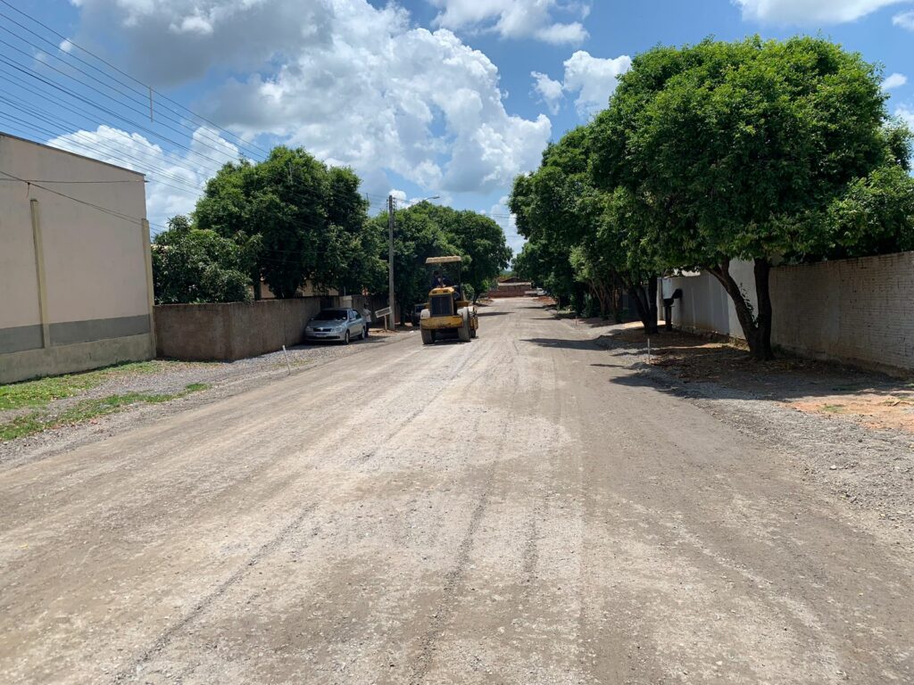 Obras avançam em Bonito, com pavimentação dos bairros Marambaia II e Cohab